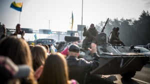 Kyivites meet Cyborgs back from the front