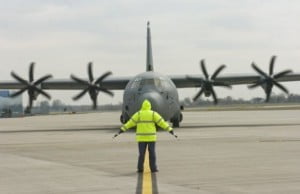 US paratroopers arrive in Ukraine to train Ukrainian military