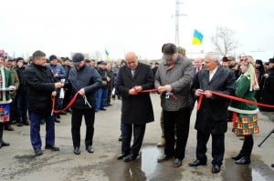 Destroyed by terrorists Severdonetsk-Rubizhne bridge reconstructed