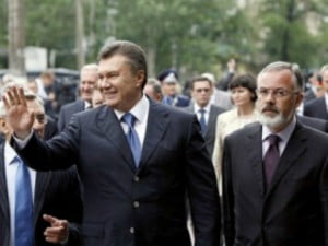 Jutro w Brukseli rozpoczną zdejmować sankcje z Janukowicza i kompanii