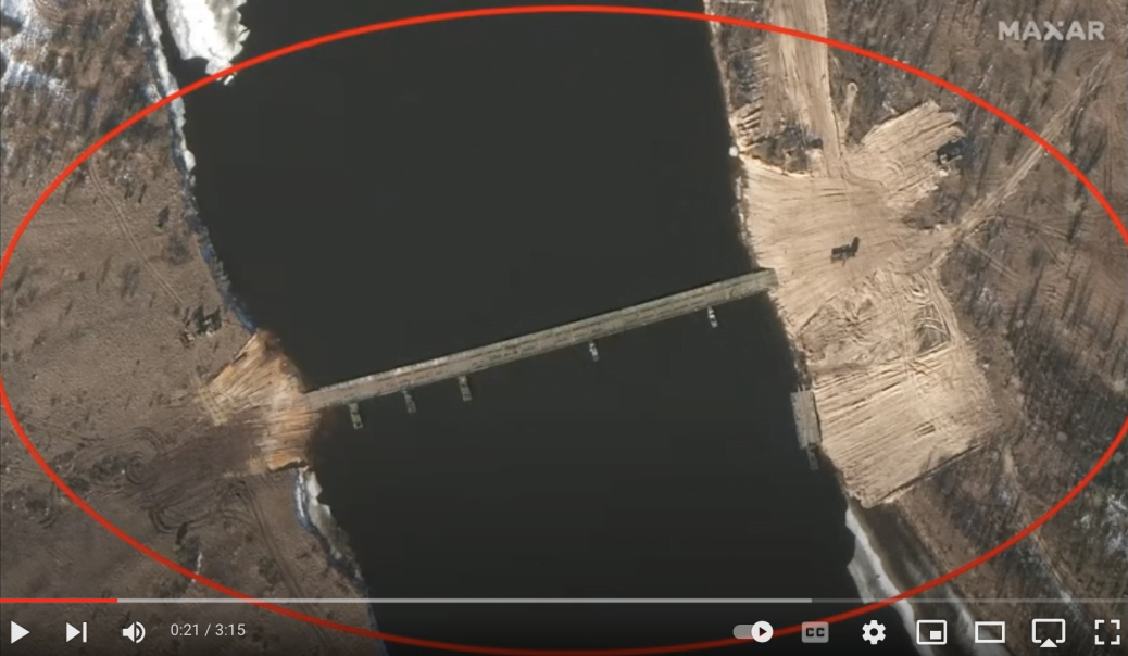 Pontoon bridge constructed 4 km from Ukrainian border North of Kyiv