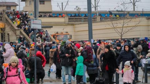 The government of Ukraine promises monthly assistance for IDPs, children and employers