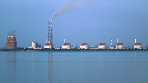 Russia began to connect Zaporizhzhia Nuclear power plant to Crimea