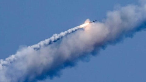 Ukraine under attack: what is known as of morning