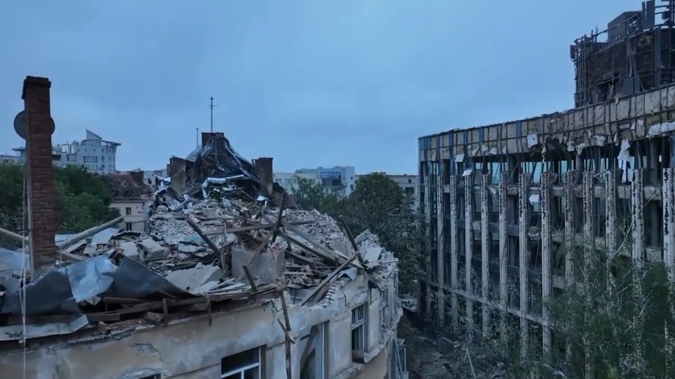 Lviv came under the massive Kalibr missile attack