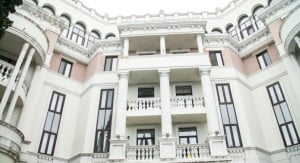 Russian authorities of Crimea put up for auction the apartment of Olena Zelenska in Yalta
