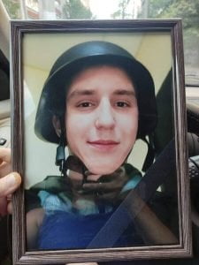 Help posthumously award the title of Hero of Ukraine to the young defender who died in Bakhmut