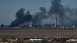 Avdiivka updates: hot ongoing battle, civilians on Coke Plant and russian storm from three directions