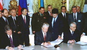 The ghost of Ukrainian nuclear weapons