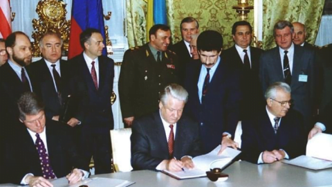 The ghost of Ukrainian nuclear weapons