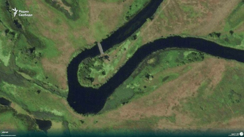 The Russians have constructed a second pontoon crossing over the Seym River in the Kursk region. SATELLITE PHOTOS