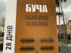 How many Ukrainians died in Bucha?