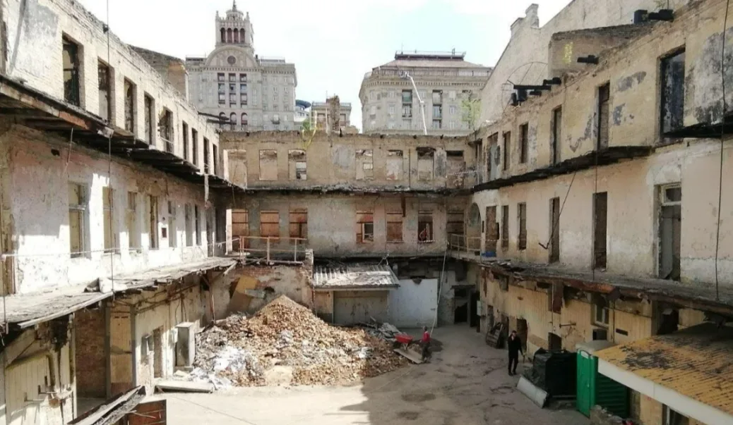 The central gastronom in Kyiv did not survive the restoration: photos