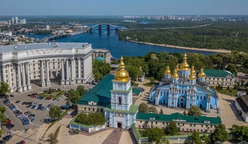 Who founded Kyiv and when: facts, theories, and legends