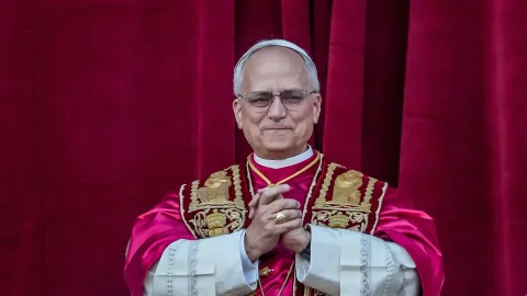 Pope Leo XIV offers the Vatican as a venue for negotiations between Ukraine and Russia