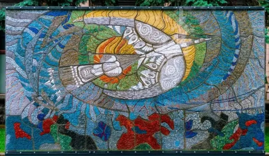 Exploring Alla Horska’s Revived ‘Boryviter’ Mosaic: A Must-See in Kyiv