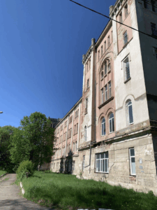The ‘Phoenix’ project, an island of recovery for Ukrainians affected by the war, needs support