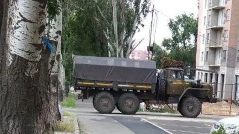 Russia is actively redeploying troops from Crimea to the Sumy and Kharkiv regions